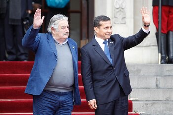José Mujica- Perú - 13 de mayo