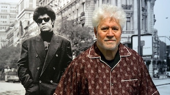 Almodóvar posa junto a un