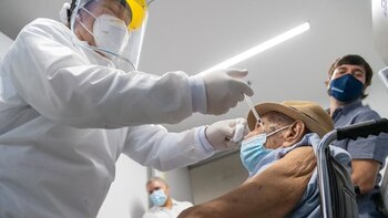 Él es Adel Mass, el