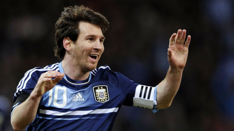 El 29 de febrero de 2012 Messi marcó ante Suiza su primer hat-trick en la Selección
