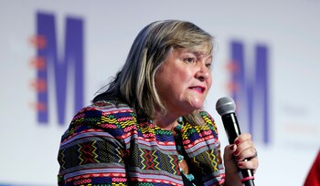 En la imagen, la Directora