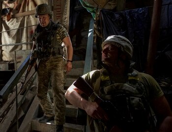 Entre los edificios de Marinka,