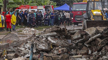 Al menos 2 muertos y 15 desaparecidos por el desplome de un edificio en Brasil