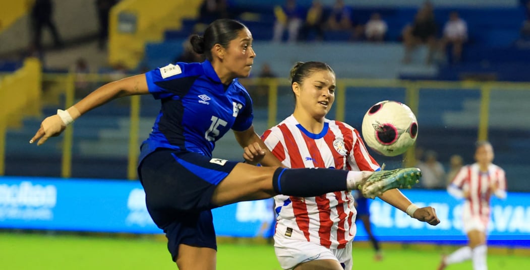 La selección femenina de El Salvador desaprovechó una ventaja de dos goles en la primera mitad y terminó cayendo 2-3 ante Paraguay en el Cuscatlán (Cortesía: La Selecta SLV).