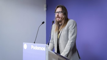 Podemos dice que la situación judicial de Zapatero pinta "muy mal" y critica el "silencio atronador" del PSOE
