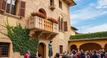 Comerciantes y guías turísticos de