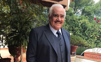 Vicente Fernández vive ahora alejado