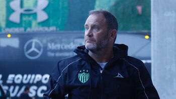 Andrés Lillini negó acercamientos para