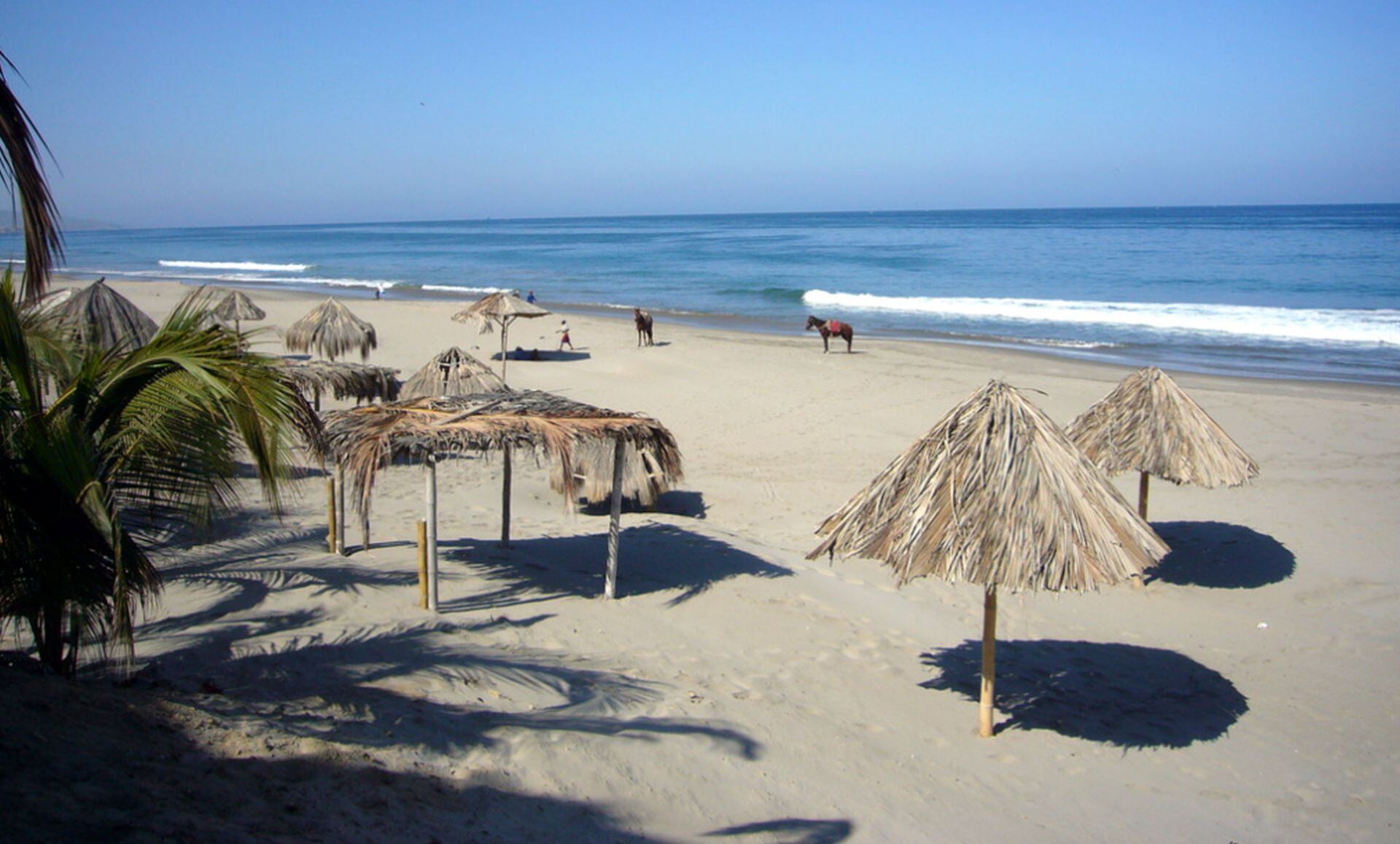 Máncora fue creado como distrito en 1908, consolidando la identidad de una tierra donde el océano, la arena y el turismo se mezclan con la historia del desarrollo regional. (Theodore Scott)