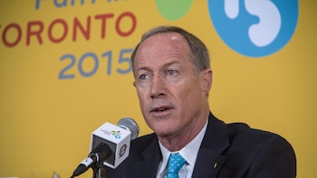 Ivar Sisniega niega que control