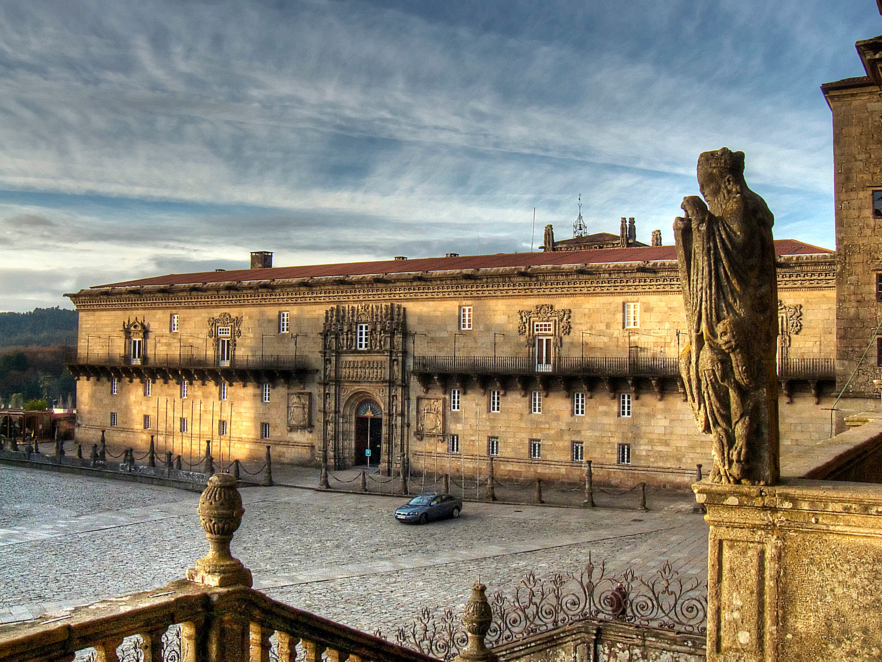 Parador de los Reyes Católicos. (Wikimedia)