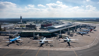 Mañana cerrará el Aeropuerto de
