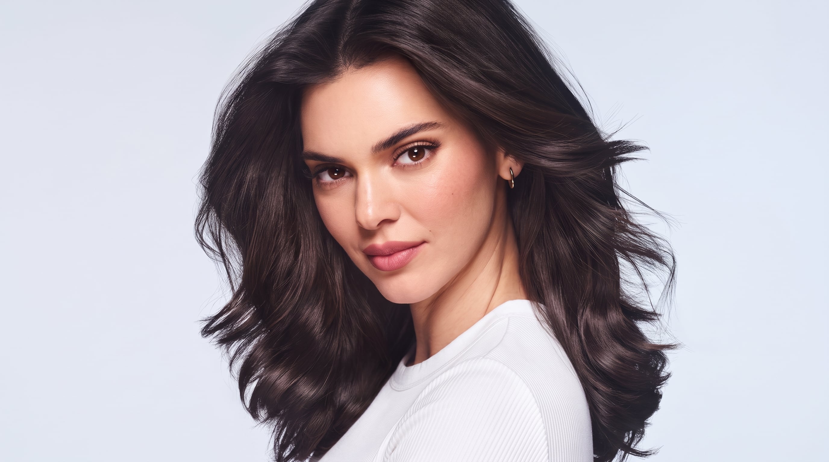 Kendall Jenner es la cara de la línea Collagen Lifter de Elvive (L