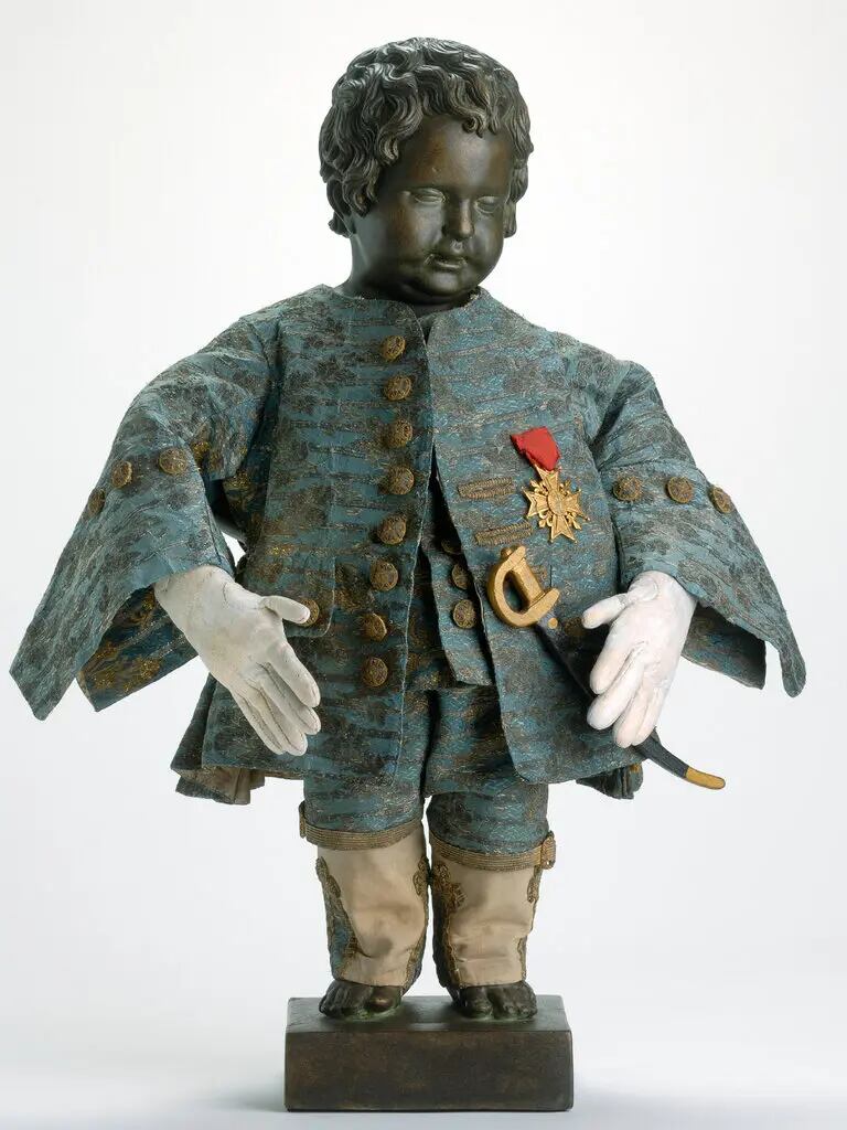 En 1747, el Manneken Pis recibió un traje ceremonial del rey francés Luis XV (Crédito: Y. Peeters)
