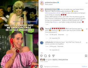 Captura de pantalla de una publicación en red social con un video dividido entre dos mujeres con teléfonos antiguos y una sección de comentarios