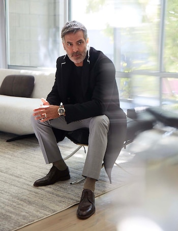 Guillermo Zapata tiene 55 años