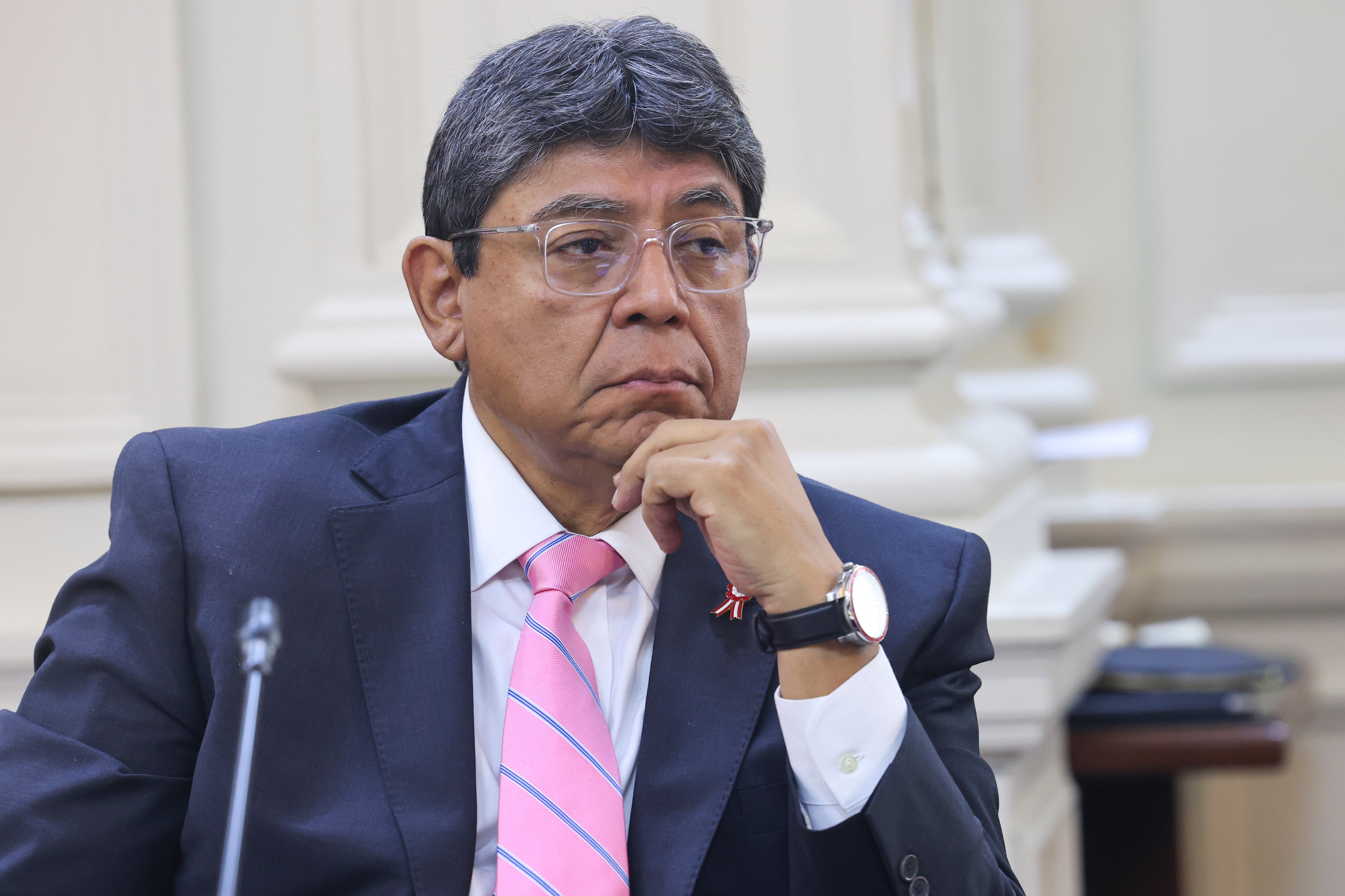 Ministro de Economía tras reprimenda de Keiko Fujimori: “Pido mil disculpas (a damnificados); fue una expresión poco feliz”