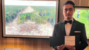Premian a mexicano por foto