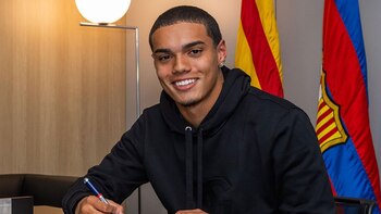 Barcelona oficializó como refuerzo estrella