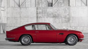 Aston Martin DB6 Vantage, con