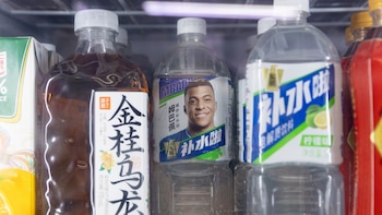 Mbappé la lía en China: pierde patrocinios y varias empresas rompen lazos con el jugador tras llamar “dictador” a Mao Zedong