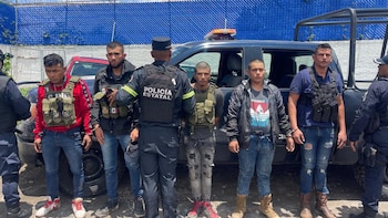 Los sujetos detenidos portaban chalecos