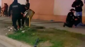 Una de las agresoras atacó