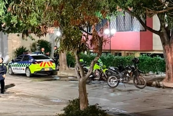 El fuerte olor que provenía de la vivienda provocó que los vecinos alertaran a las autoridades - crédito red social Facebook