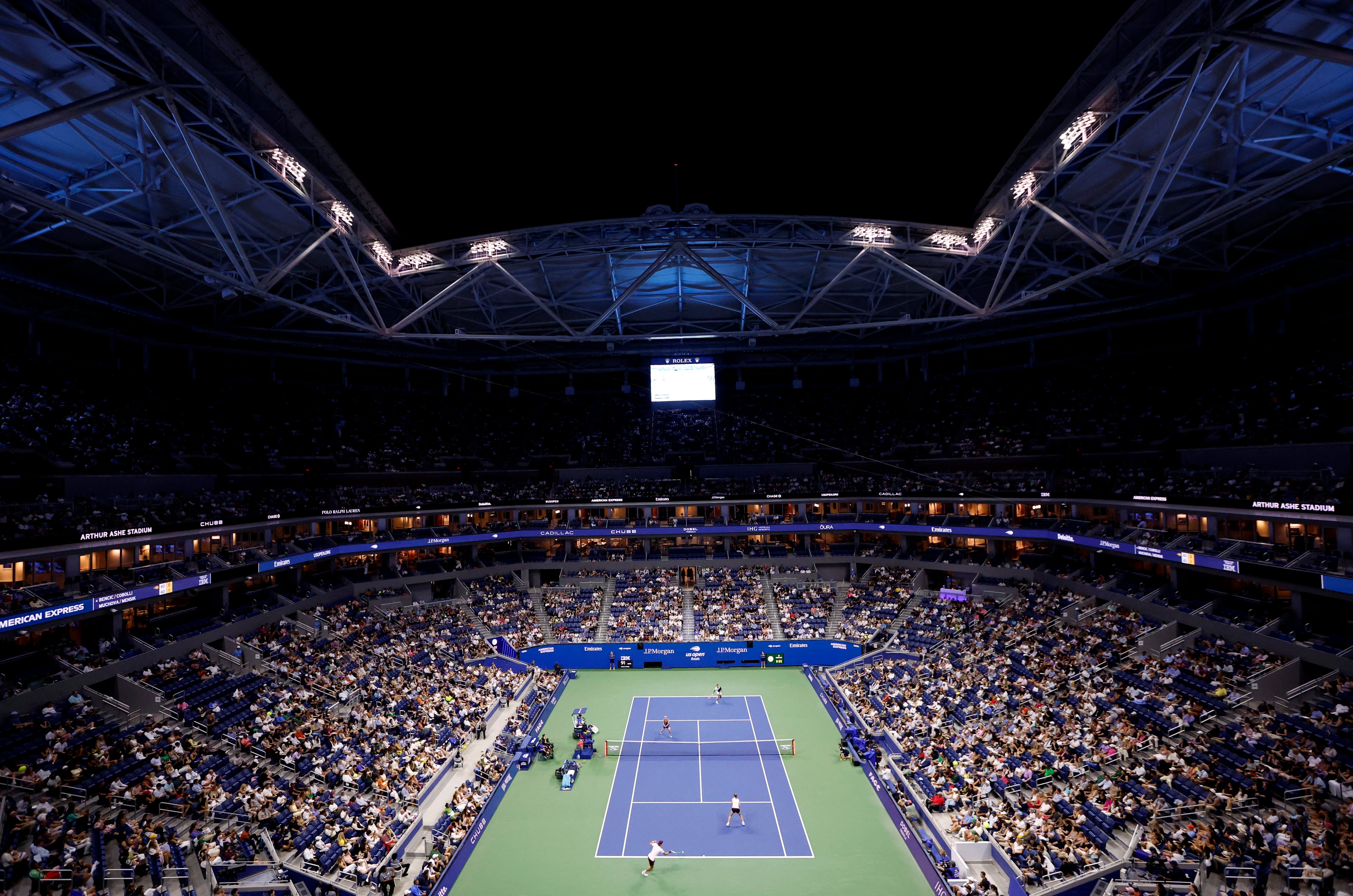La pista Arthur Ashe del US Open (REUTERS/Eduardo Munoz)