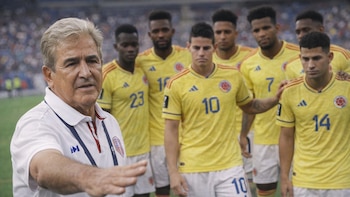 Jorge Luis Pinto exigió un recambio en la Selección Colombia: “Tienen que salir como 10 jugadores, encabezados por James”
