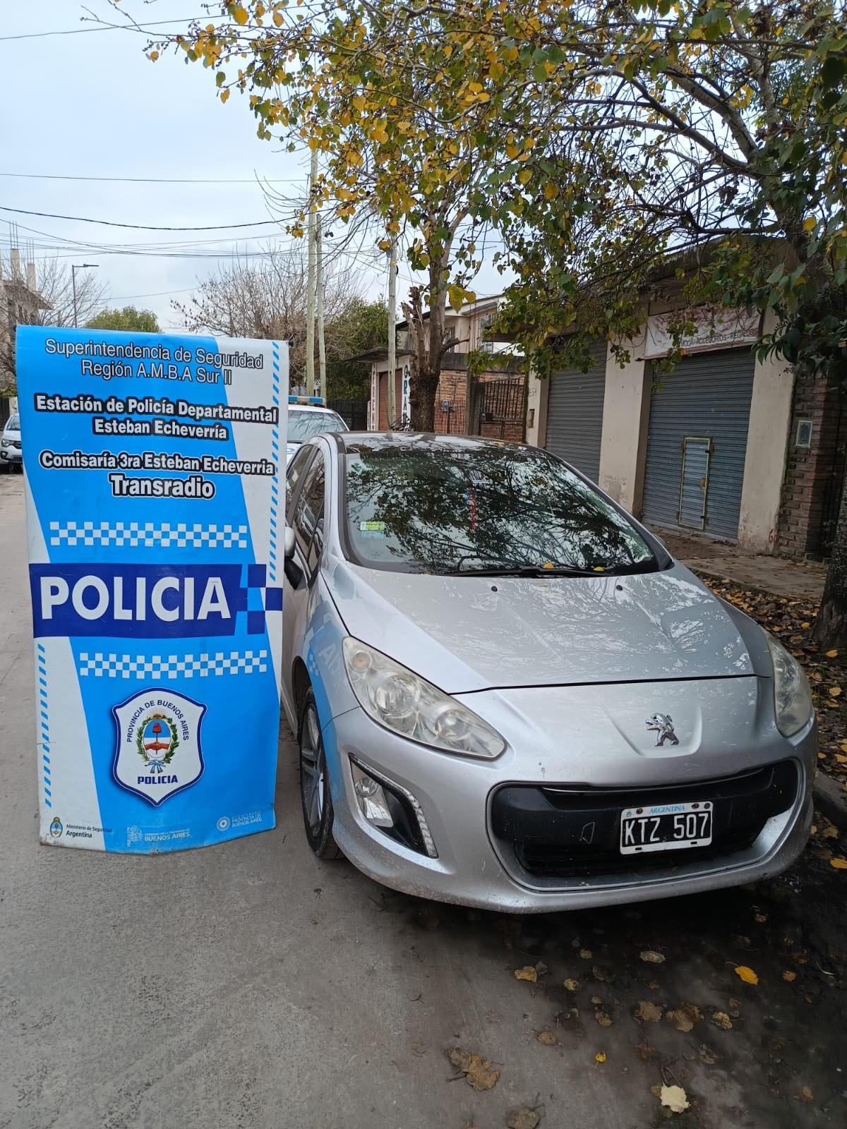 El Peugeot 308 que le secuestraron a Montaño.