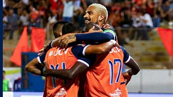 Paolo Guerrero tiene nuevo compañero: César Vallejo anunció fichaje sorpresa con experiencia en Liga 1 - Crédito: UCV