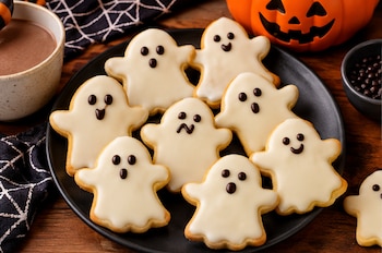 Estas son las galletas de fantasmas hechas a base de mantequilla - crédito VisualesIA