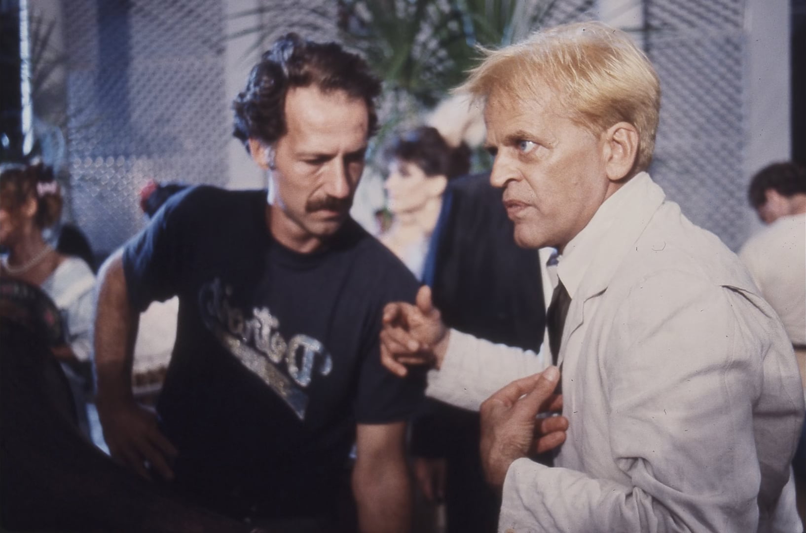 Herzog y Klaus Kinski durante el rodaje de 'Fitzcarraldo' en la selva amazónica, entre 1980 y 1981 (Foto: Werner Herzog Films/Deutsche Kinemathek)
