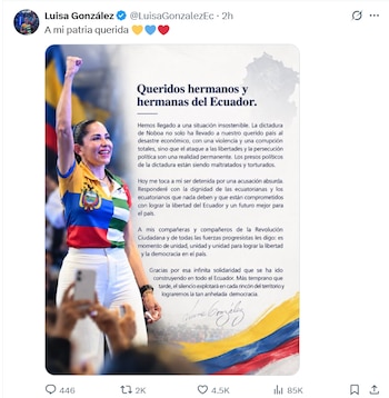 Captura de una publicación digital con una fotografía de Luisa González con el puño en alto junto al texto de una carta abierta firmada