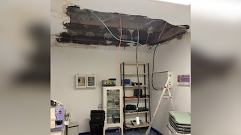 Se derrumba el falso techo