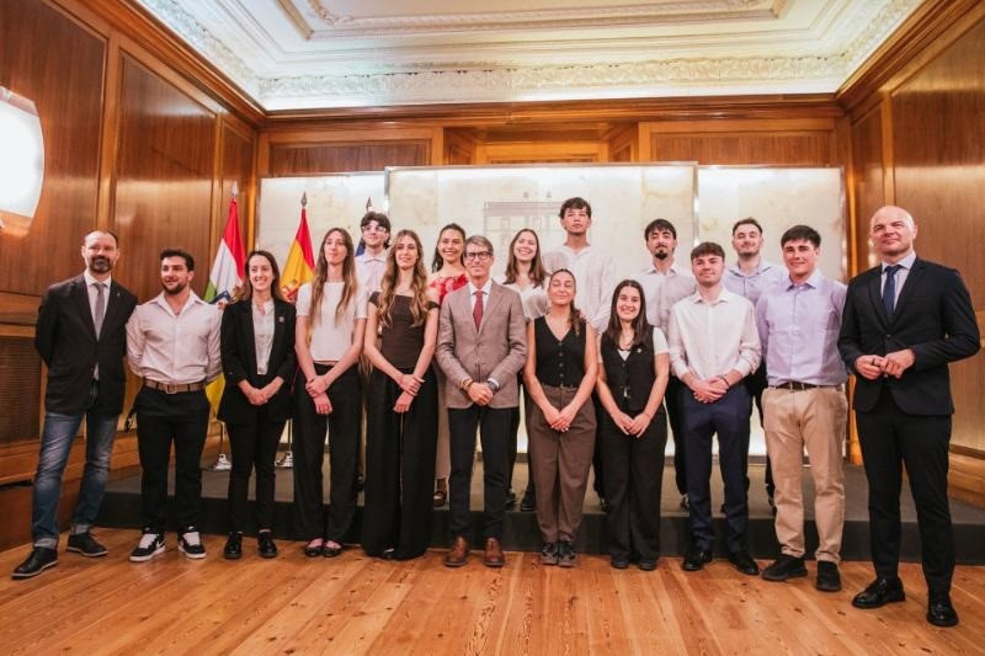 15/09/2026 Jóvenes de Argentina y Chile participantes en 'También Riojanos'
SOCIEDAD ESPAÑA EUROPA LA RIOJA
GOBIERNO RIOJANO