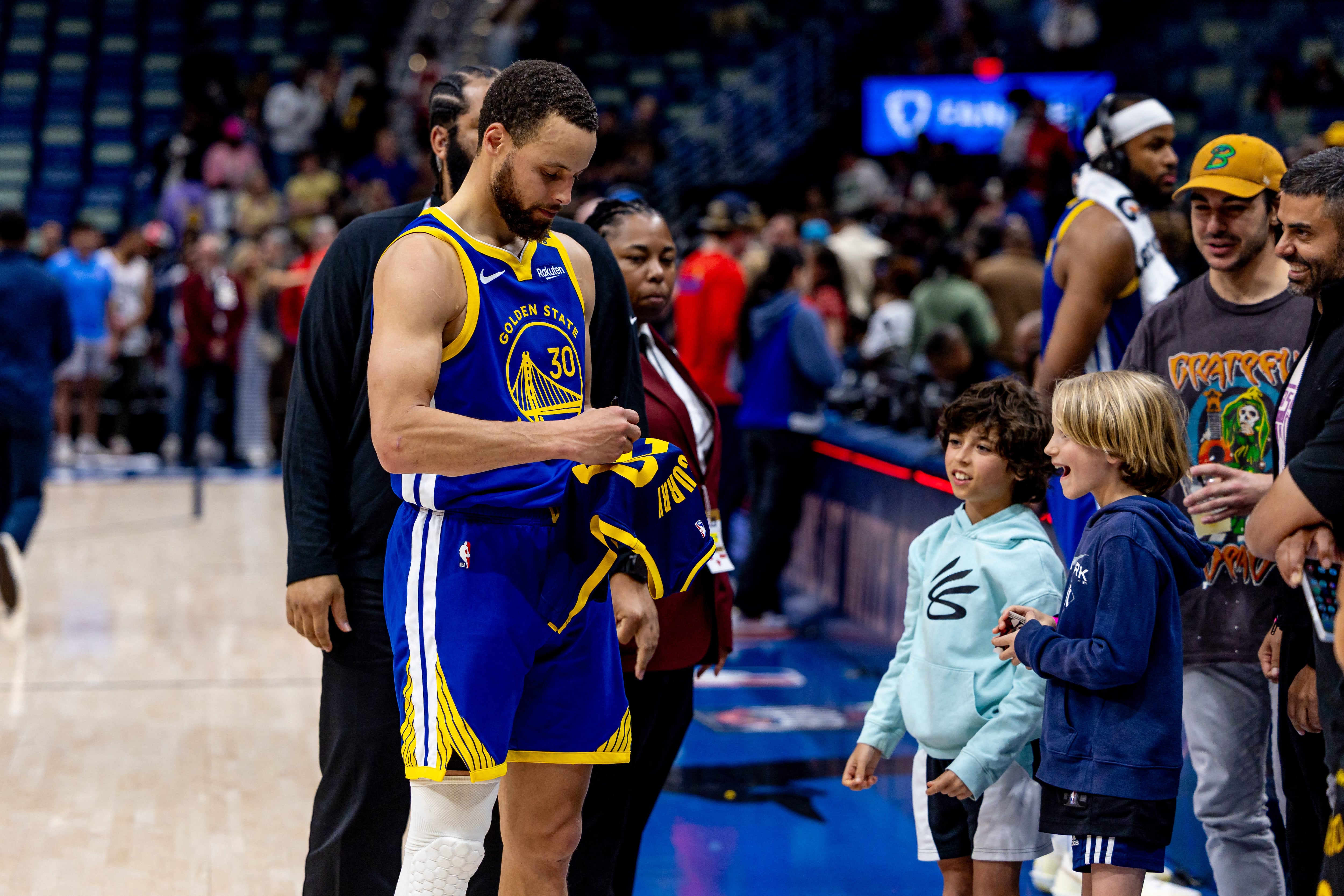 El ranking salarial de la NBA muestra un aplanamiento en la parte alta, con diferencias mínimas entre las máximas estrellas (Stephen Lew-Imagn Images vía Reuters)