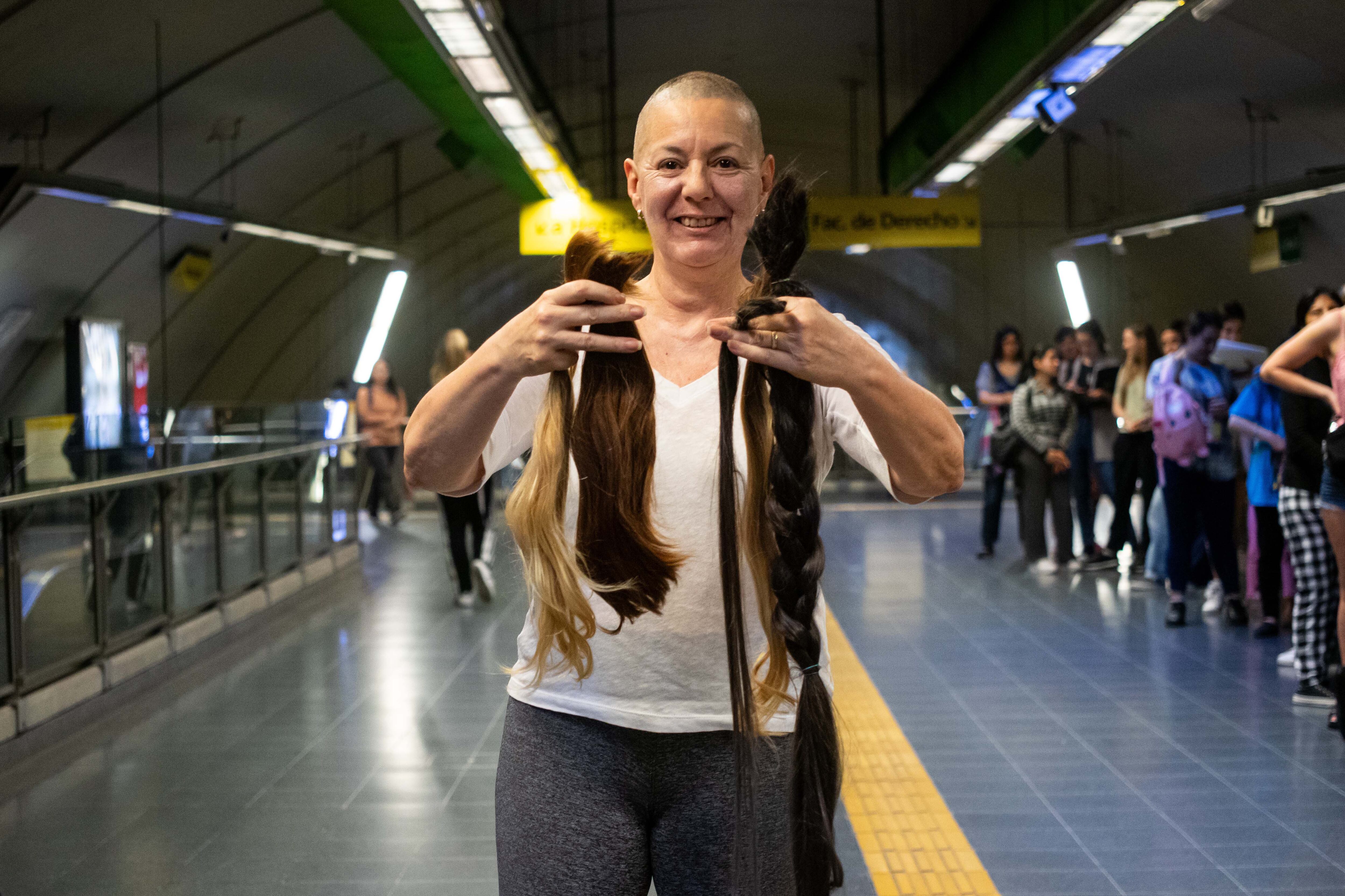 La campaña de donación se enmarca en el mes de concientización sobre el cáncer de mama y busca apoyar la autoestima de pacientes