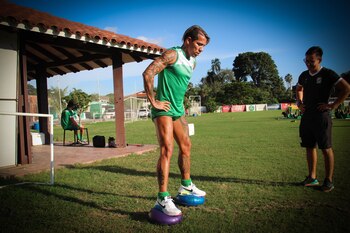 El atacante tuvo un paso