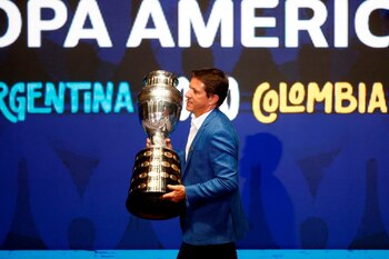 El exfutbolista brasileño Juninho Paulista