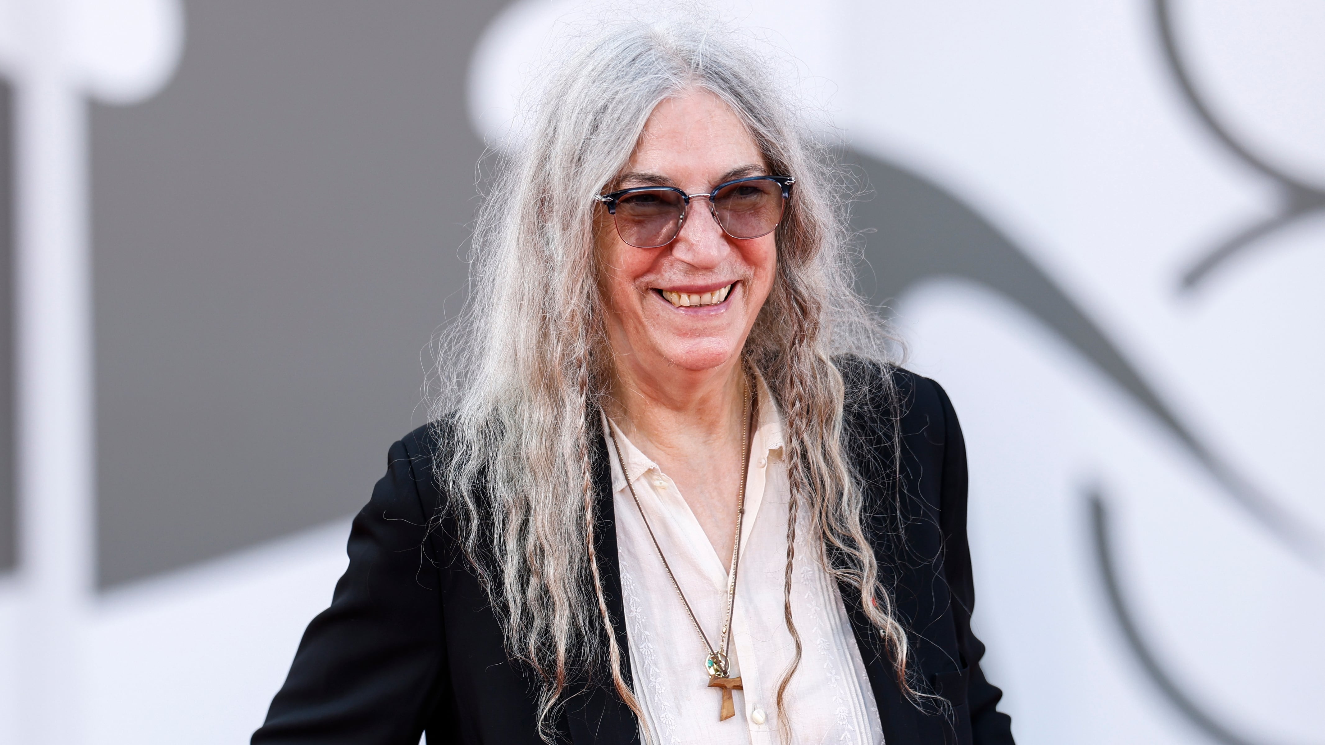 En la gala del Center for Fiction, realizada en Cipriani 25 Broadway, la admiradora de larga data Patti Smith presentó al autor (Foto Vianney Le Caer/Invision/AP, archivo)