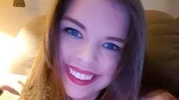 Una entrenadora de porristas abusó