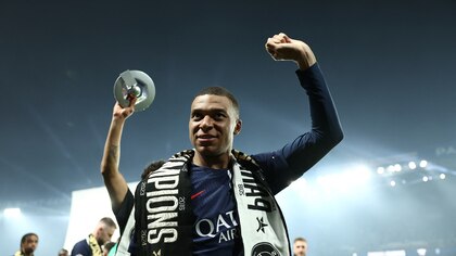 La despedida de Mbappé en el Parque de los Príncipes: un gol, el título de la Ligue1 y un homenaje de la afición
