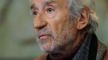A los 88 años, José Sacristán evoca a su padre, que fue preso político, en un homenaje a su carrera en el Cervantes
