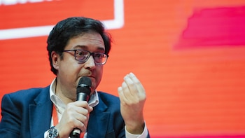 López (PSOE) sitúa Ayuso como "alumna aventajada" del "proyecto ultra" internacional del que Madrid es "punta de lanza"