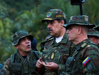 El dictador Maduro se sostiene