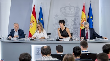 Las empresas deberán justificar los periodos de prueba de más de seis meses y detallar el uso de algoritmos para decidir sobre salarios o despidos