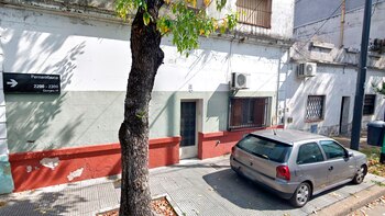 El auto estaba estacionado en