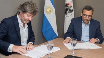 El convenio fue suscripto por